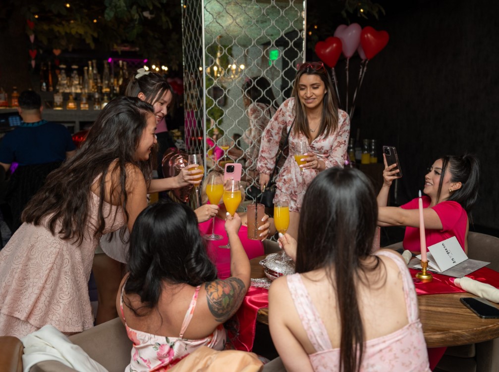 downtown summerlin birthday group celebration